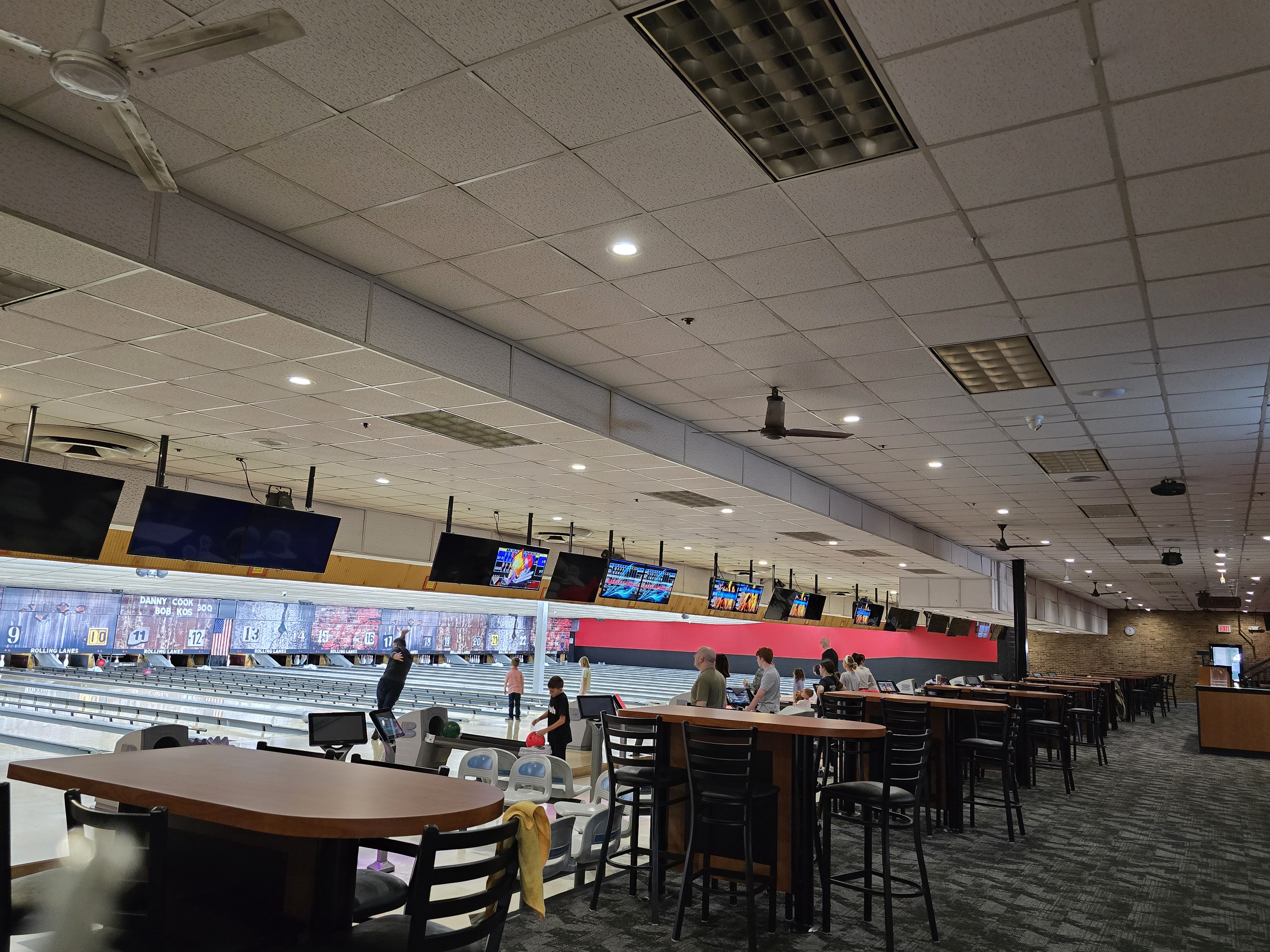 Rolling Lanes